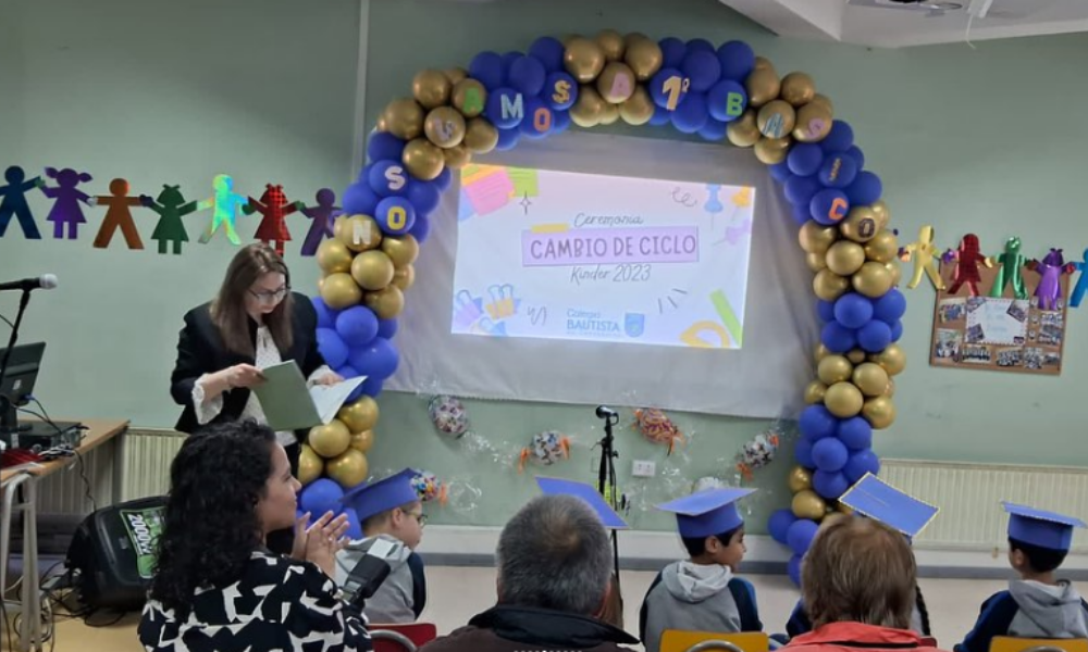 Cambio de ciclo Kinder Colegio bautista Concepción